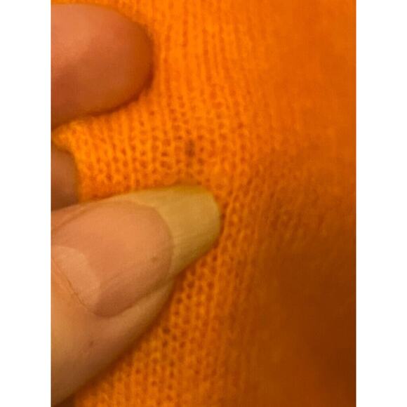 Vintage Sweater Women's Large 100% Australian Lambs Wool Orange Medium weight - Picture 2 of 4